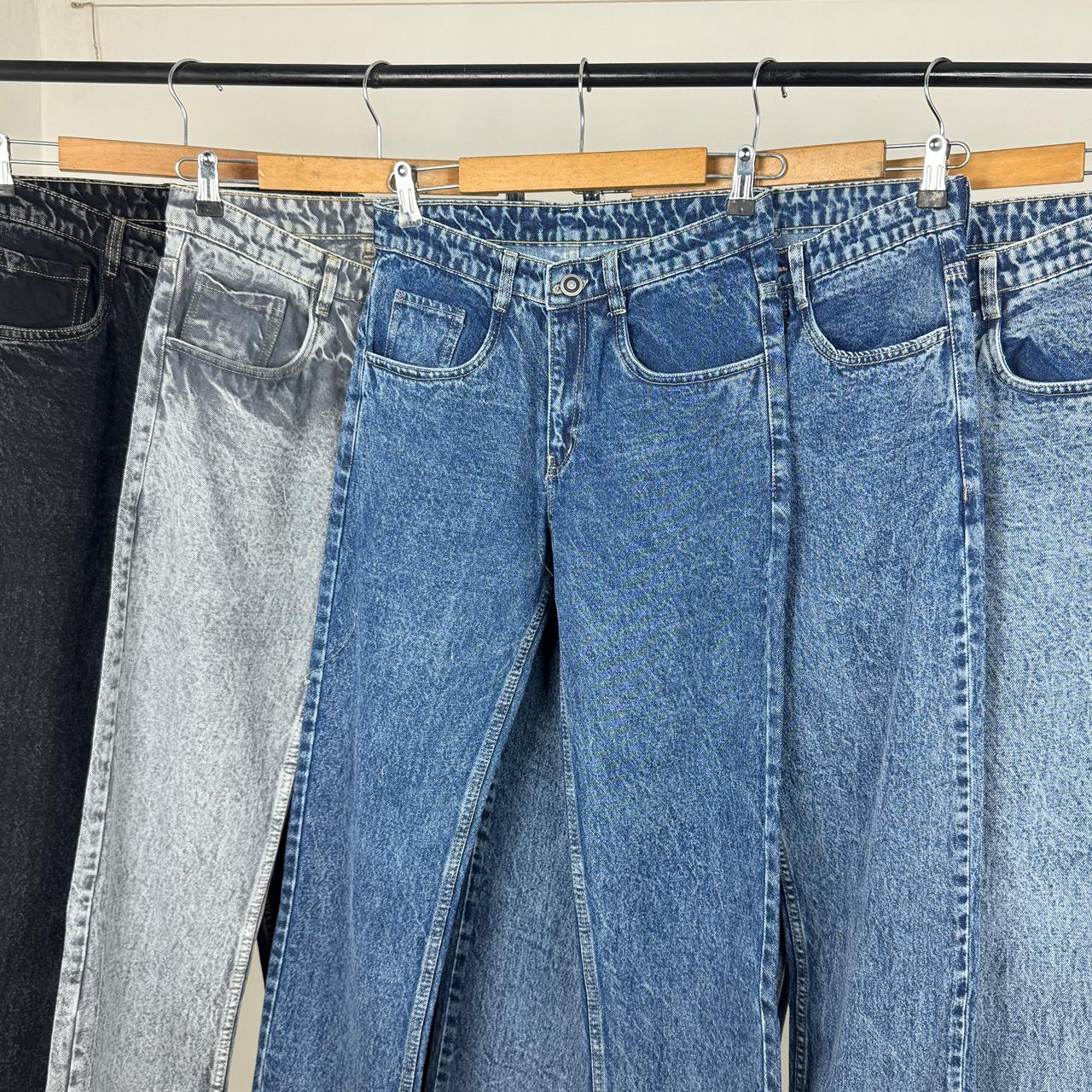 Straight Fit Jeans Hover